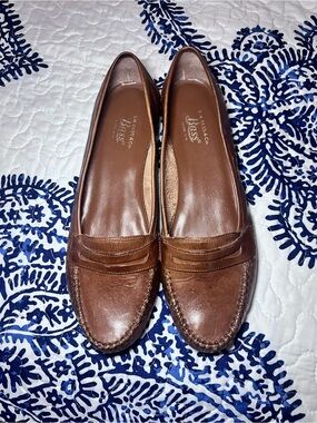 G.H. Bass & Co. Brown Leather Penny Loafers